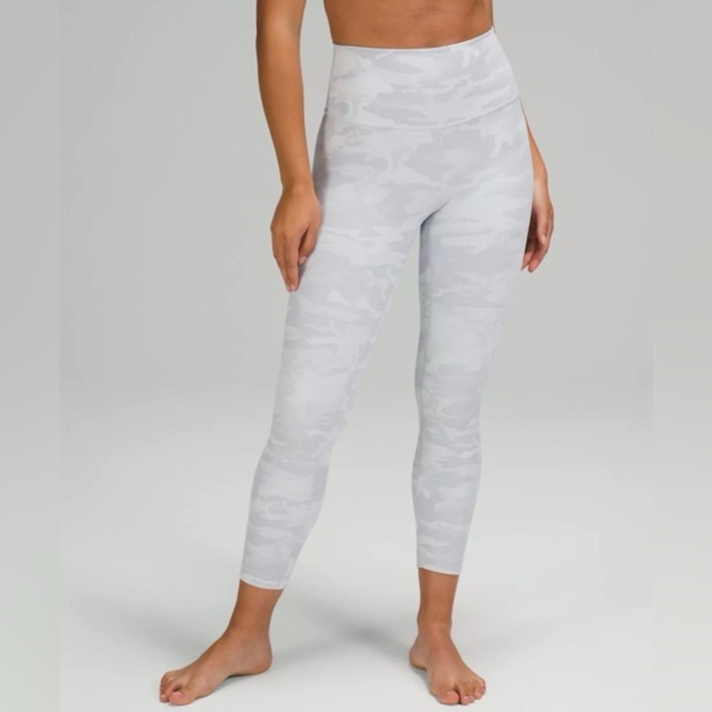 Lululemon HR 25” Wunder Under Leggings White Camo Size 6